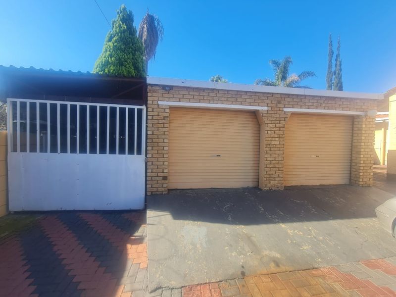 House For Sale in Neserhof - Photo 2