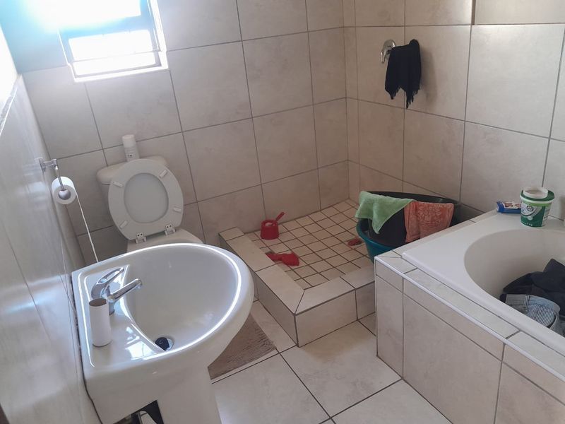 House For Sale in Ellaton - Photo 10