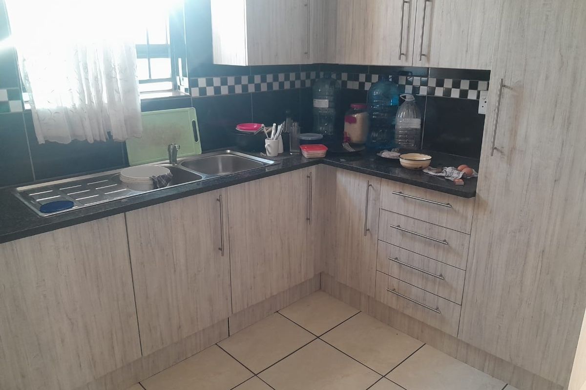 House For Sale in Ellaton - Photo 4