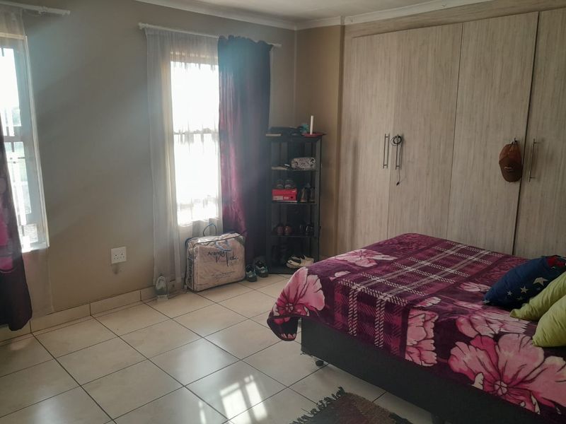 House For Sale in Ellaton - Photo 2