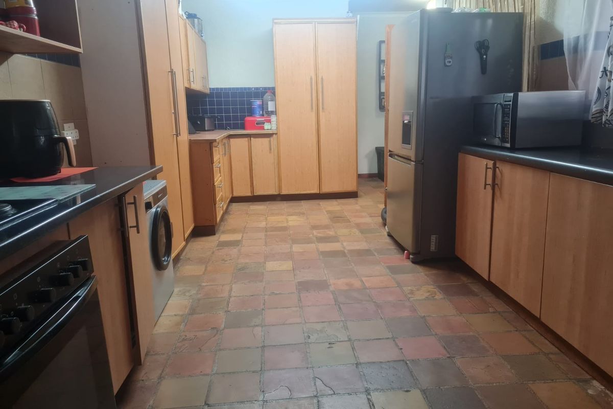 House For Sale in Meiringspark - Photo 3