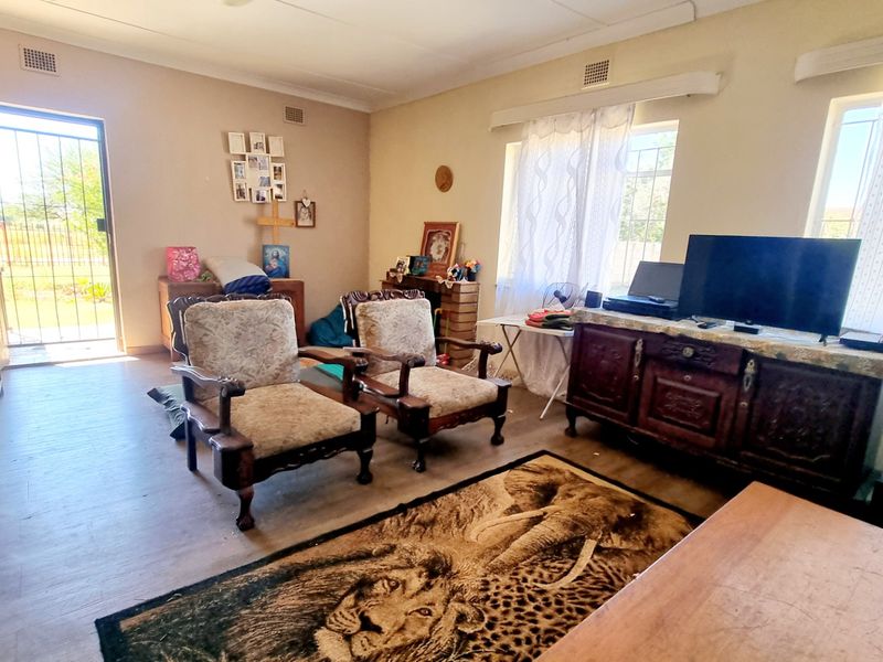 House For Sale in Ventersdorp Central - Photo 7