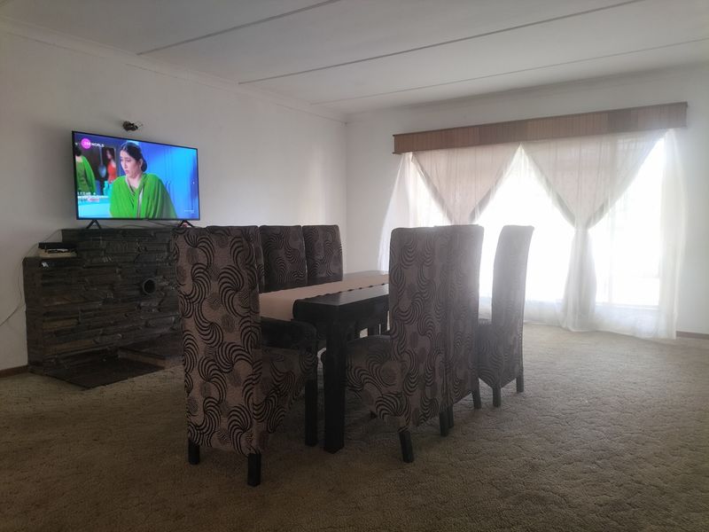 House For Sale in Meiringspark - Photo 5