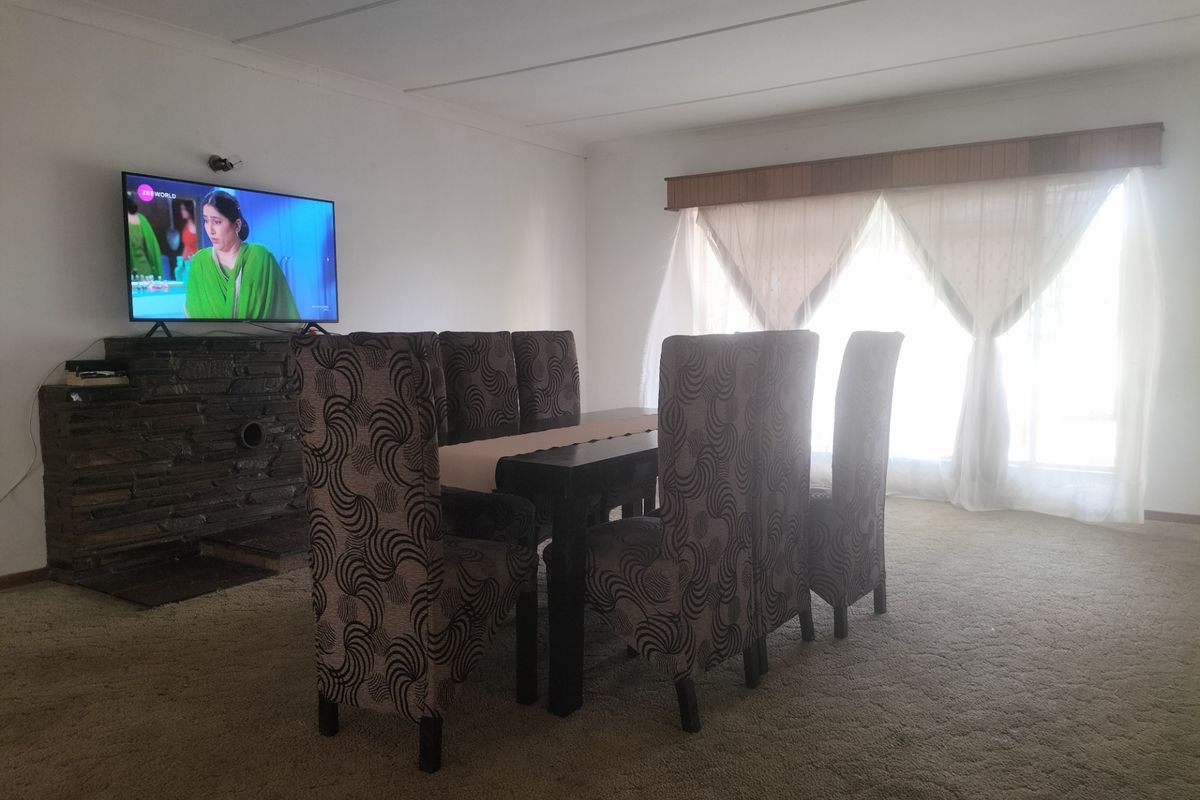 House For Sale in Meiringspark - Photo 5