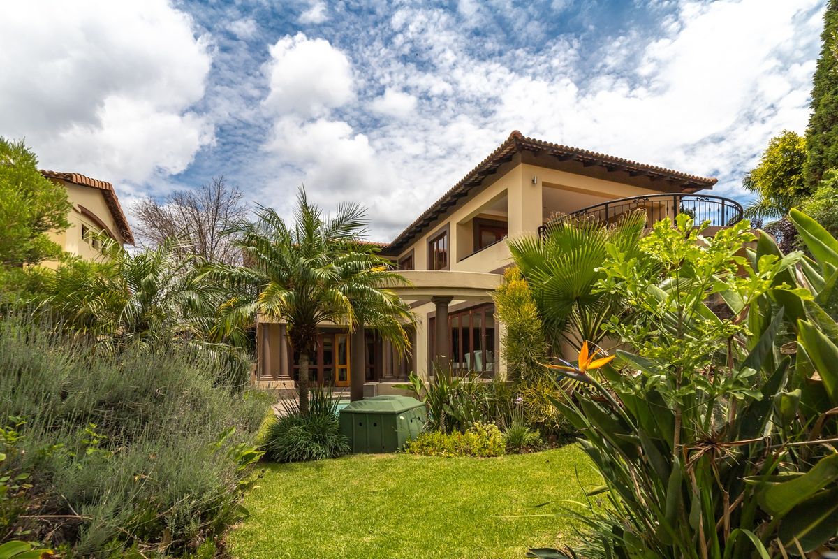 House For Sale in Blue Valley Golf Estate - Photo 4