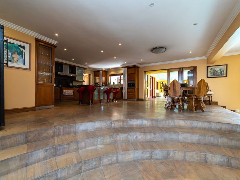 House For Sale in Blue Valley Golf Estate - Photo 8