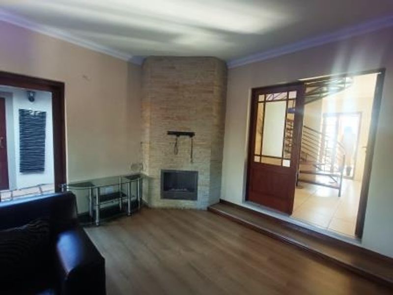 House For Sale in Stone Ridge - Photo 6