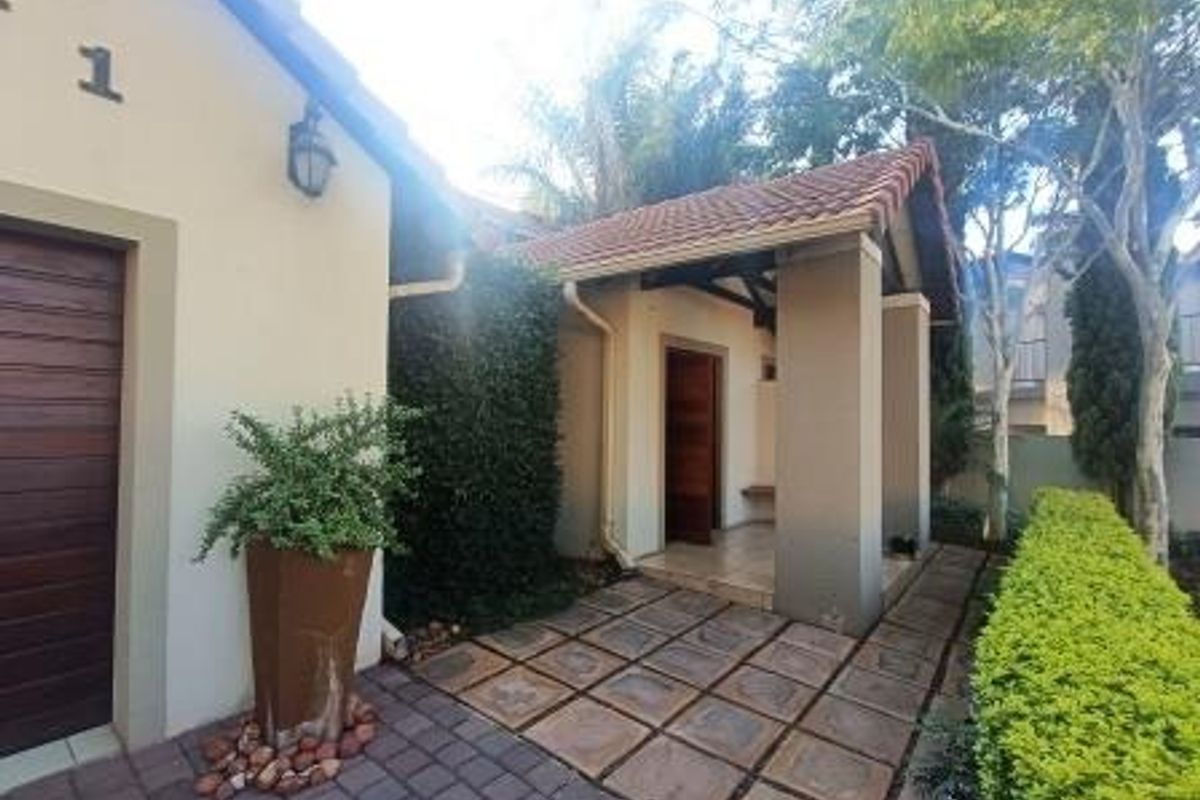 House For Sale in Stone Ridge - Photo 5