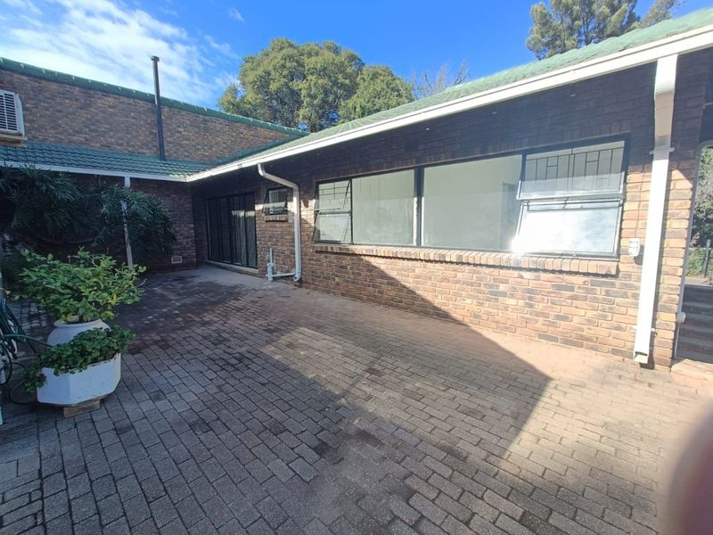 Apartment To Rent in Ferndale - Photo 2