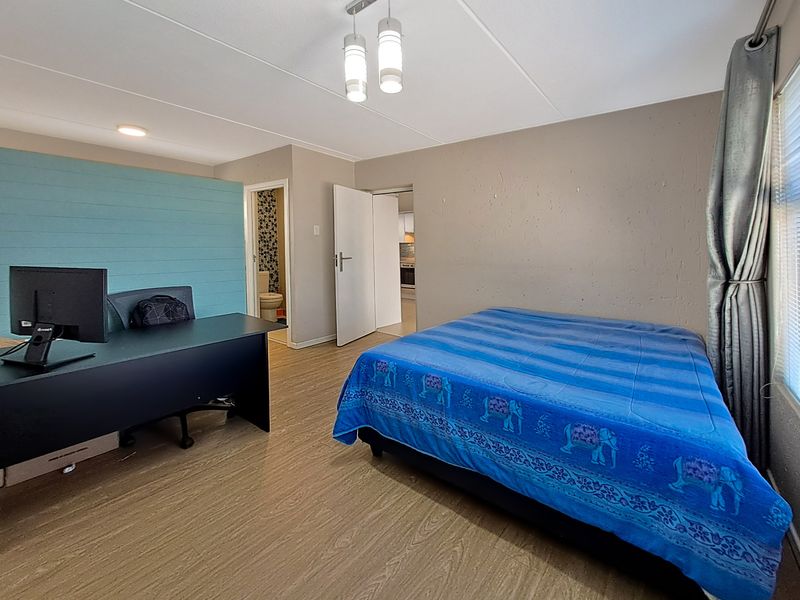 Apartment For Sale in Paulshof - Photo 10