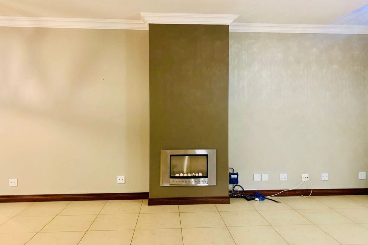 House To Rent in Lombardy Estate - Photo 3