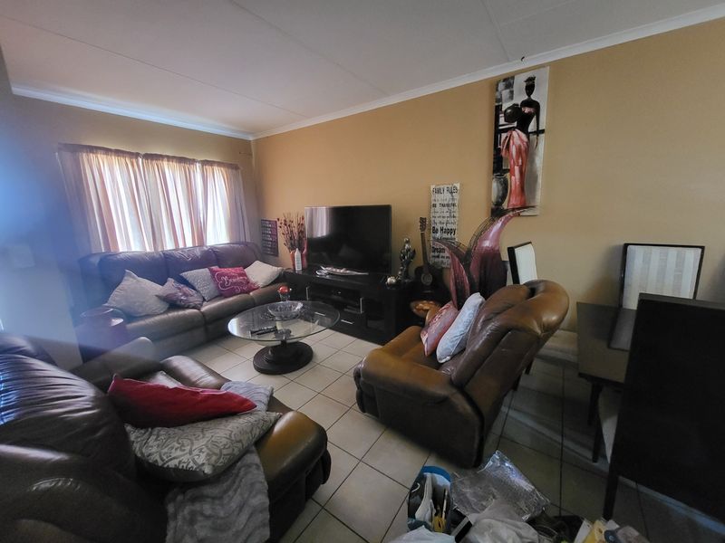 House For Sale in Burgersfort Central - Photo 2