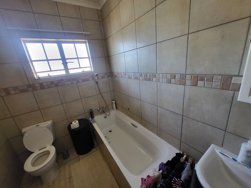 House For Sale in Burgersfort Central - Photo 3