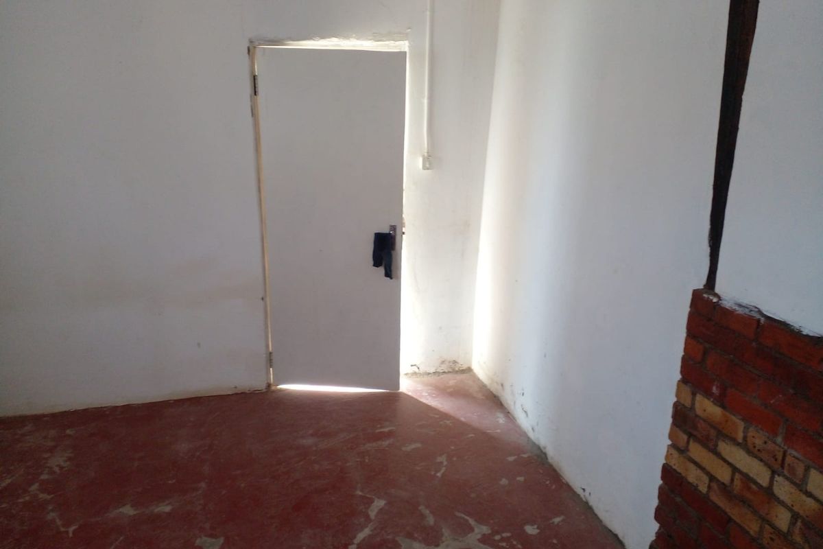 House For Sale in Mauersnek - Photo 3