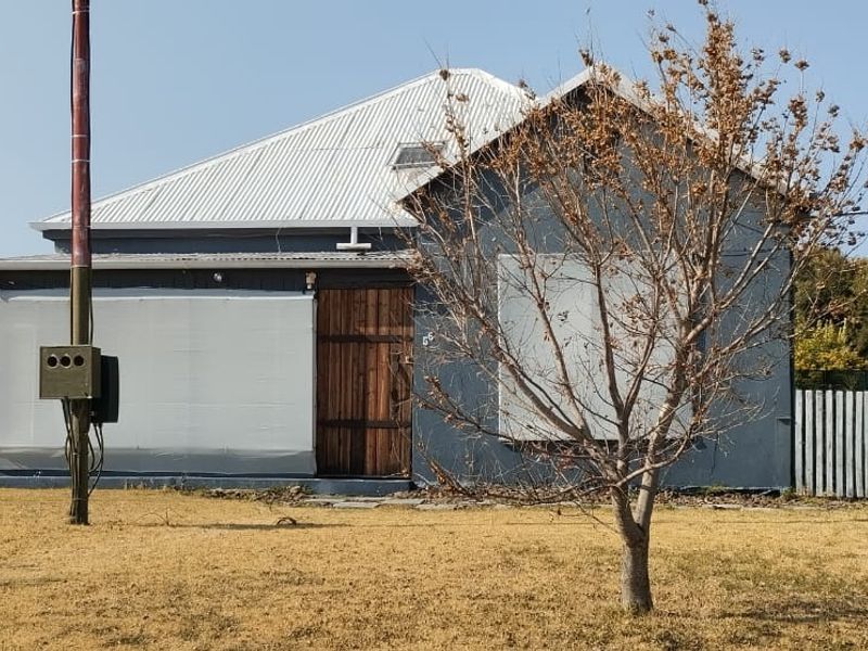 House For Sale in Marquard Central - Photo 2