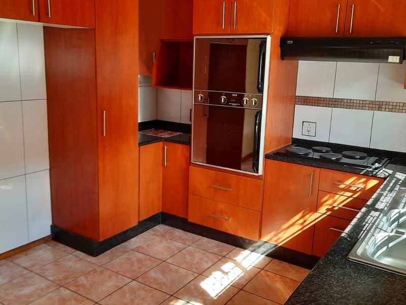 House For Sale in Bendor - Photo 5