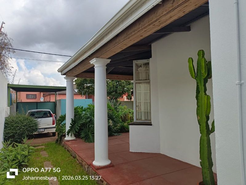 House For Sale in Brixton - Photo 5