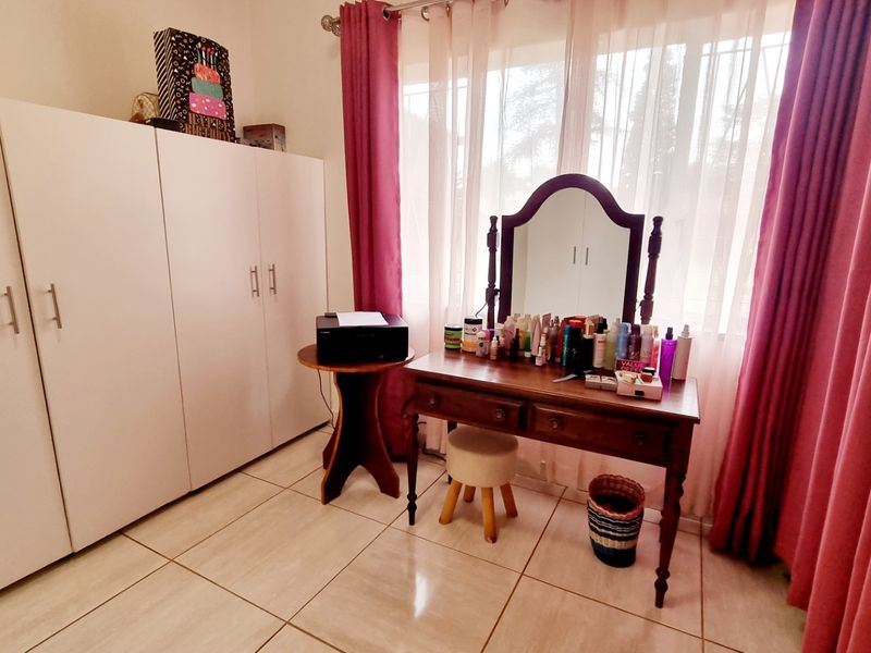 House For Sale in Stilfontein Ext 3 - Photo 8