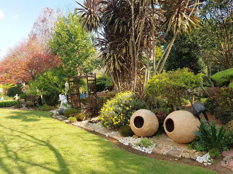 Guest House For Sale in Lydenburg Rural - Photo 4