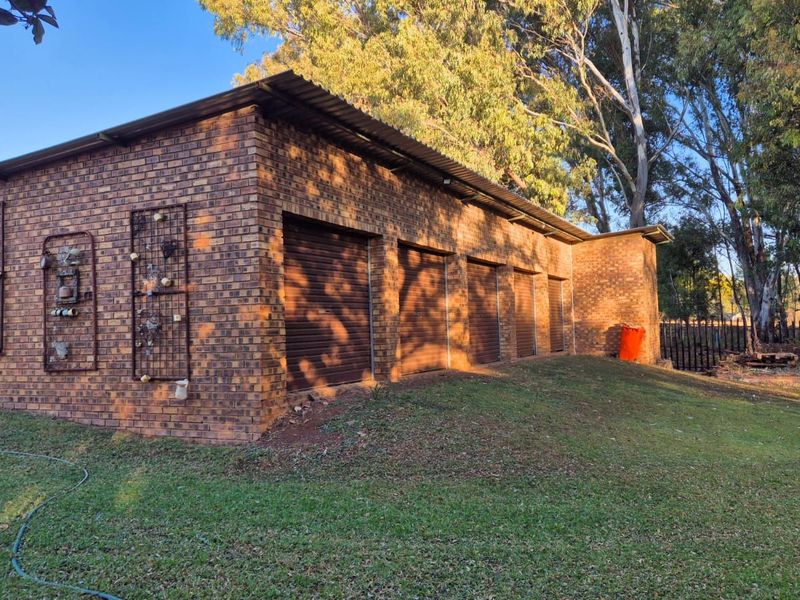 House For Sale in Lydenburg Central - Photo 9