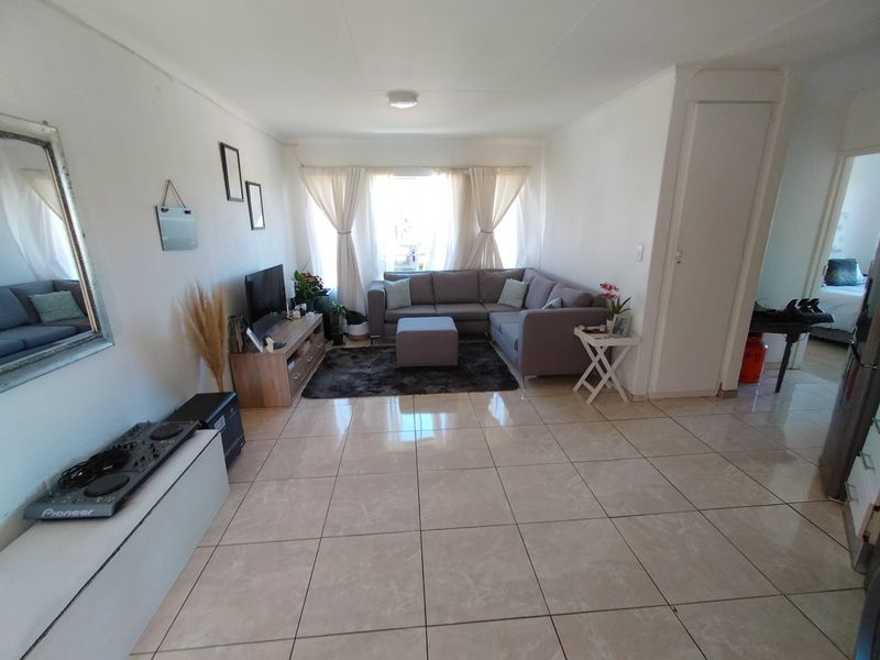 Apartment To Rent in Radiokop - Photo 3