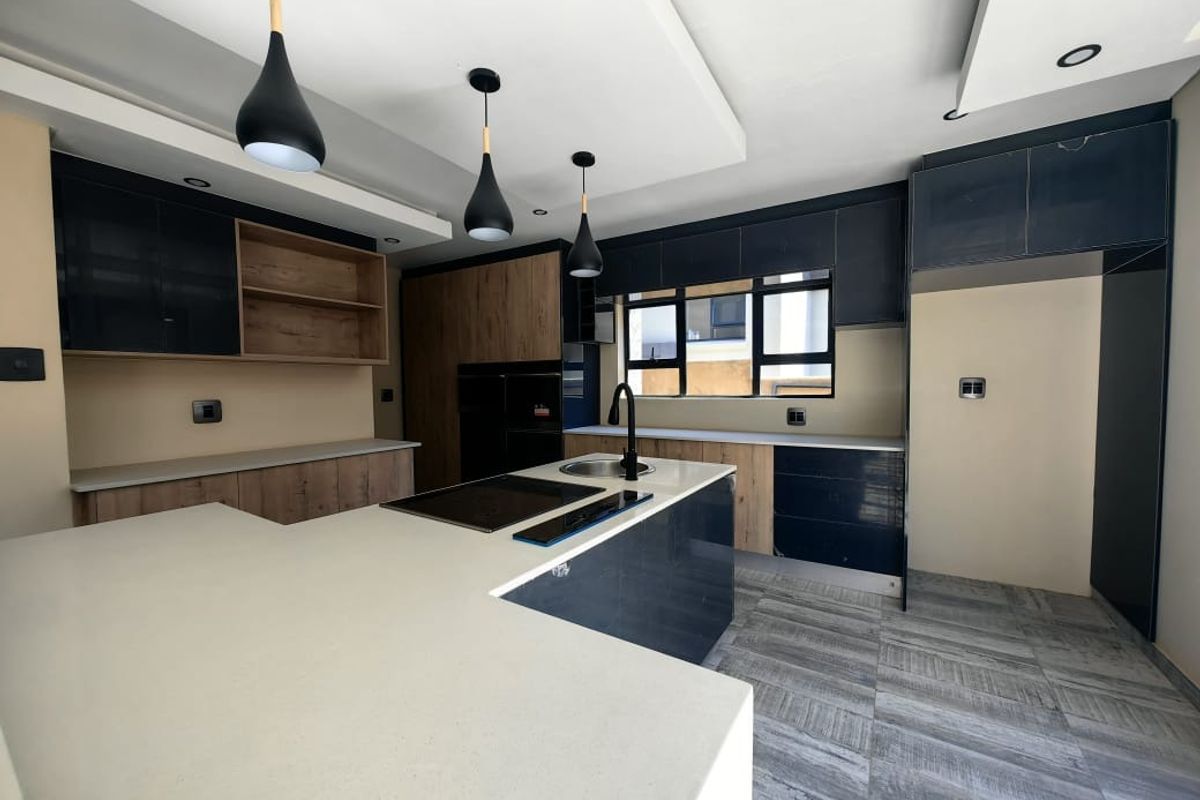 House For Sale in Bendor - Photo 4