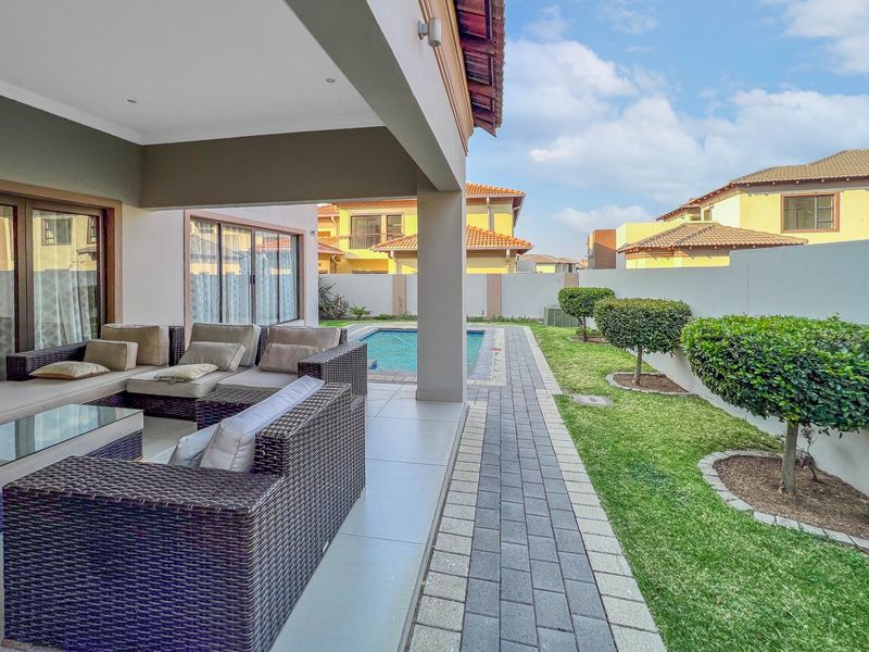 House For Sale in Blue Valley Golf Estate - Photo 3