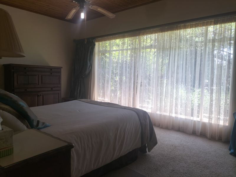 House For Sale in Stilfontein Ext 4 - Photo 9