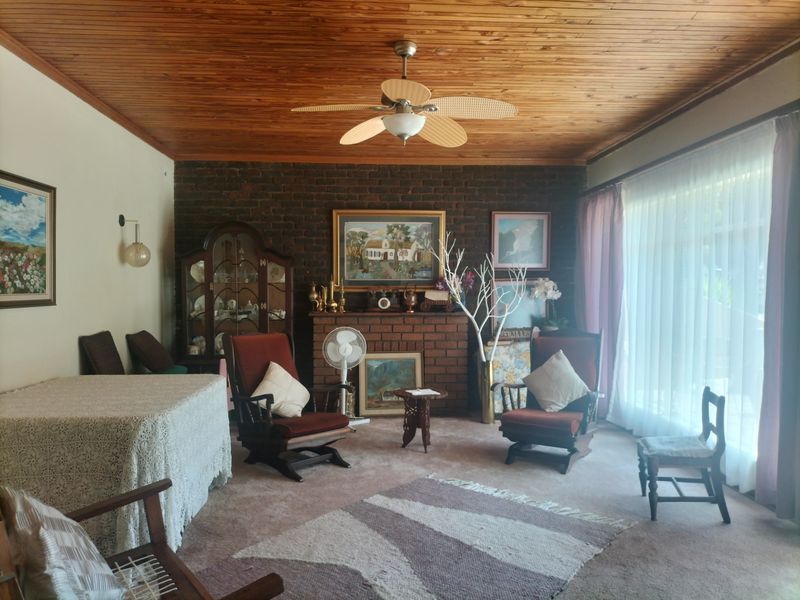 House For Sale in Stilfontein Ext 4 - Photo 3