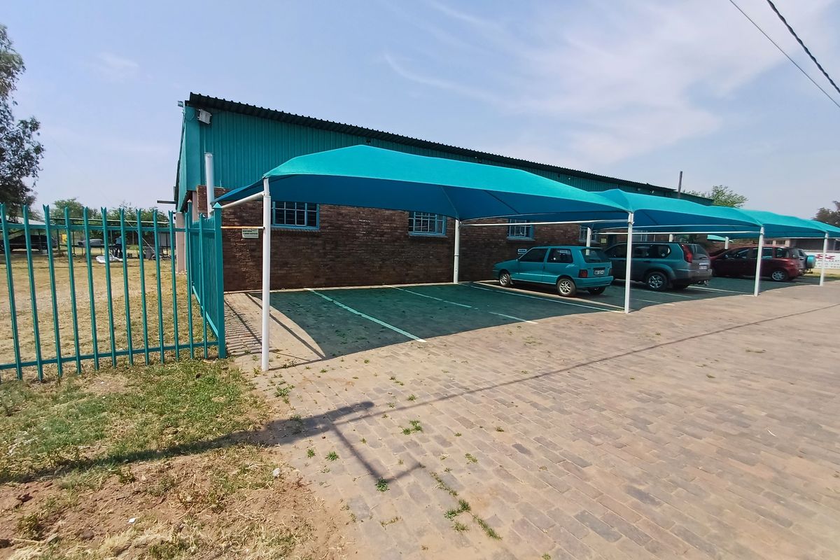 House For Sale in Modimolle Central - Photo 2