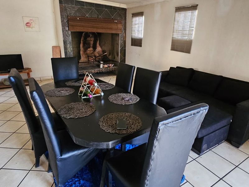 House For Sale in Kimberley North - Photo 10