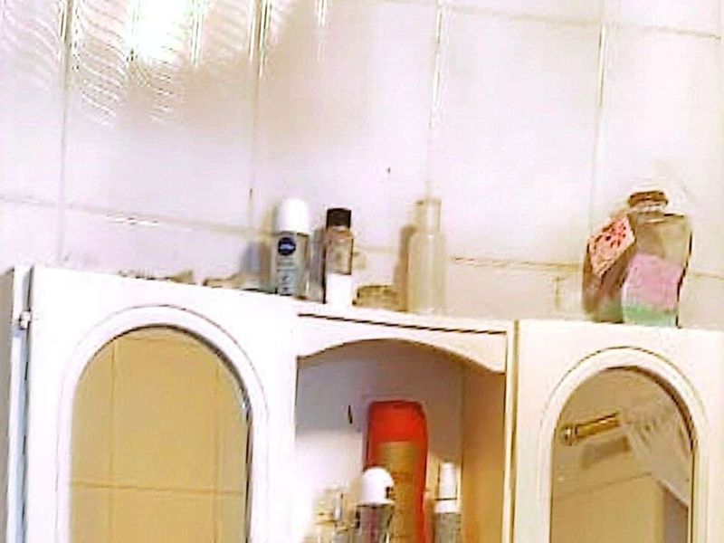 Townhouse For Sale in Camelot - Photo 10