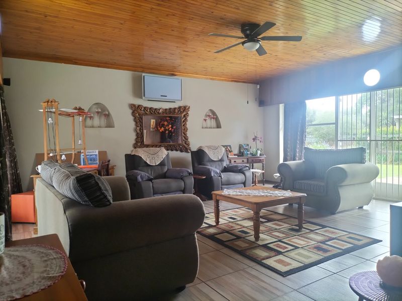 House For Sale in Neserhof - Photo 3