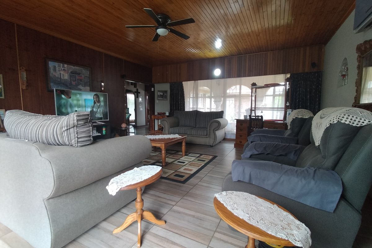 House For Sale in Neserhof - Photo 2