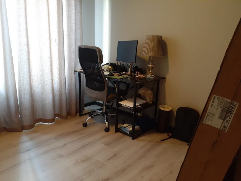 Apartment For Sale in Paulshof - Photo 6