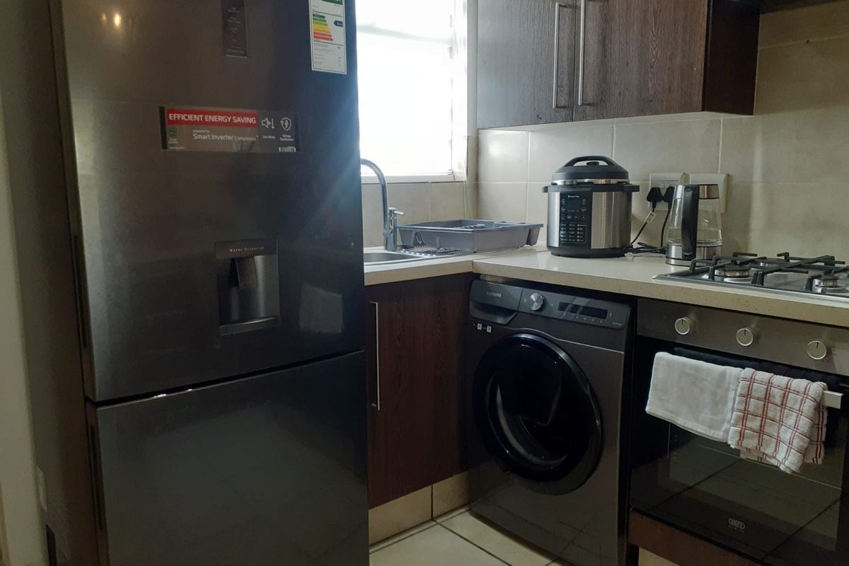 Apartment For Sale in Paulshof - Photo 5