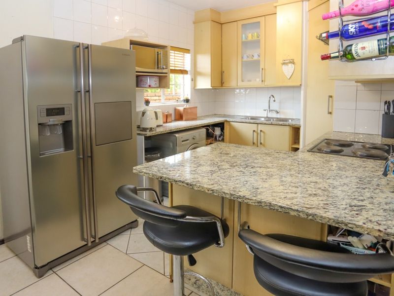 Townhouse For Sale in Boskruin - Photo 10