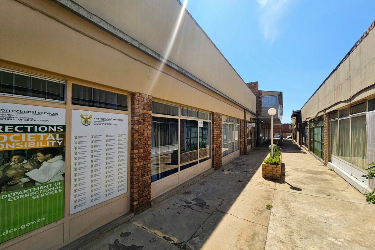 Retail For Sale in Lydenburg Central - Photo 2