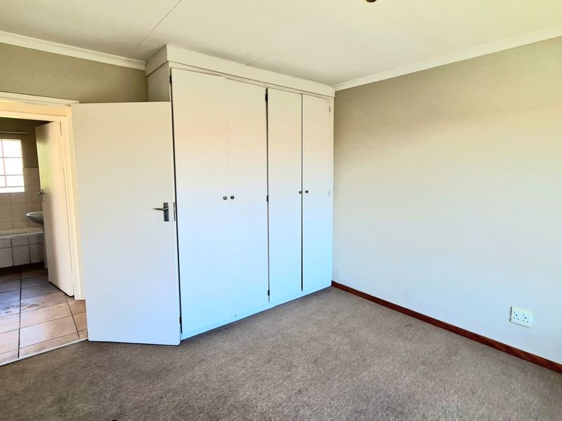 Apartment For Sale in The Reeds - Photo 9