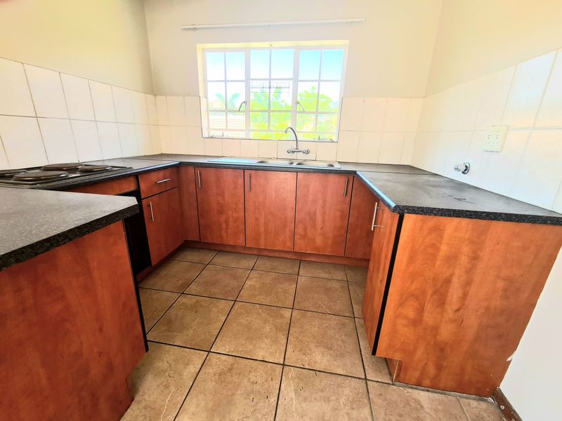 Apartment For Sale in The Reeds - Photo 6