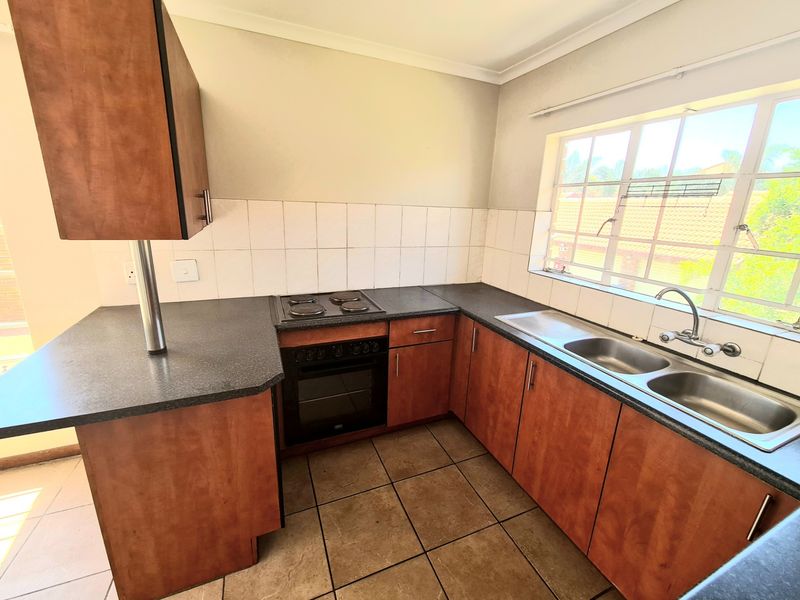 Apartment For Sale in The Reeds - Photo 4