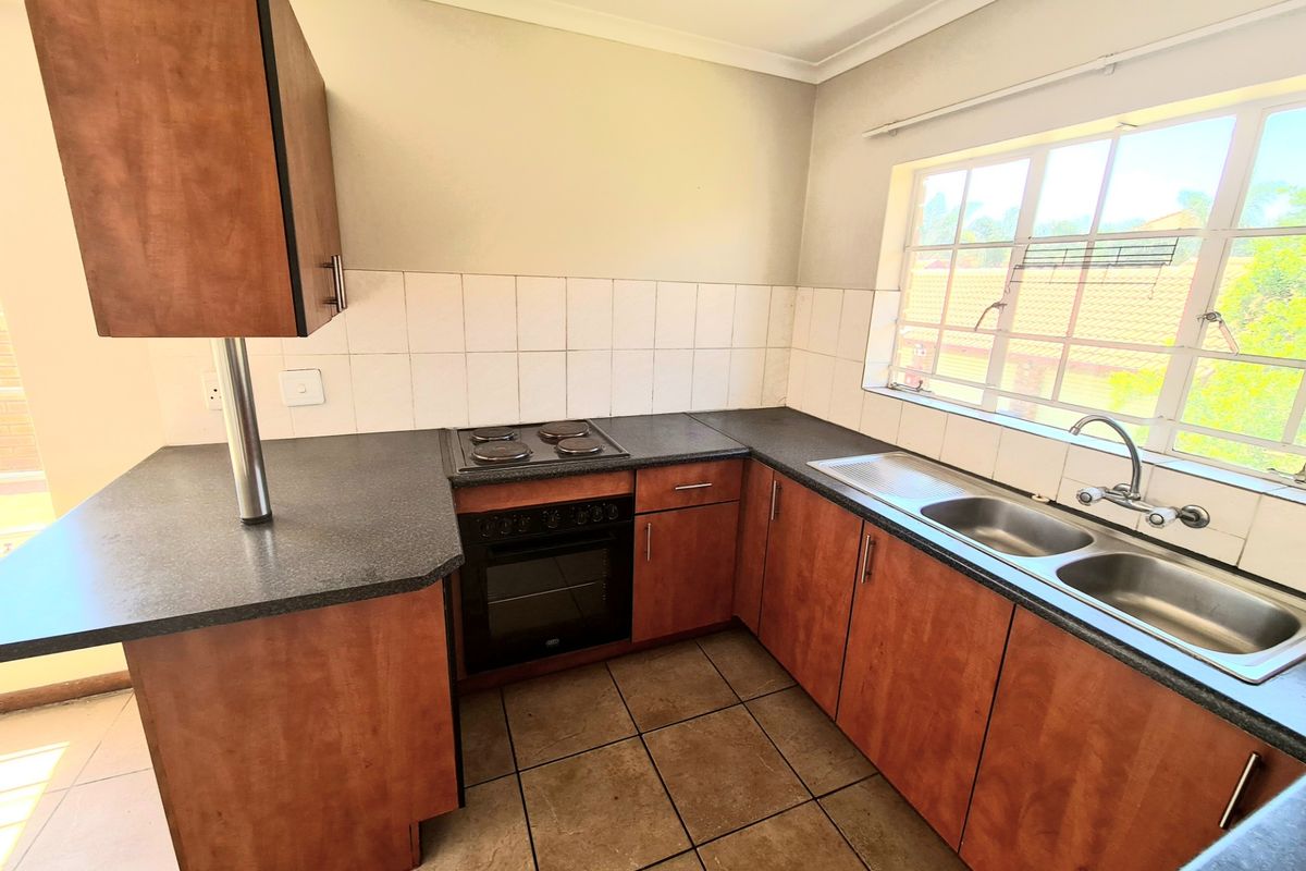 Apartment For Sale in The Reeds - Photo 4