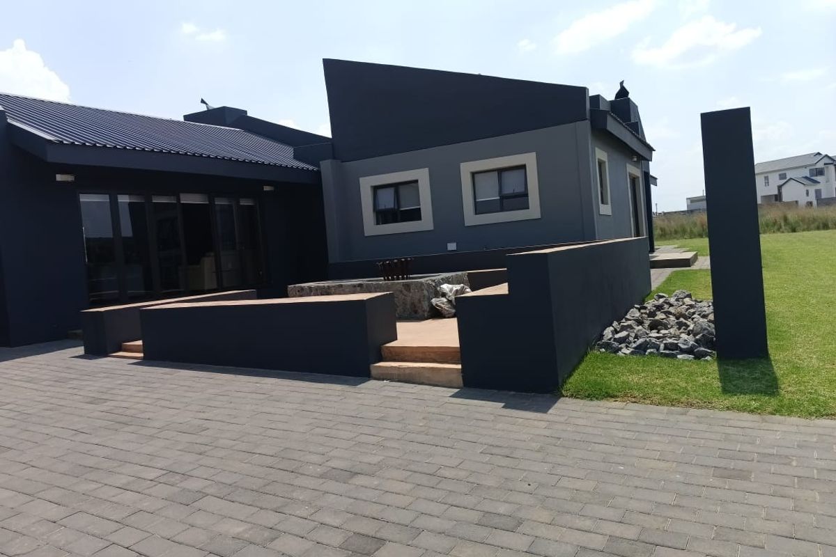 House For Sale in Summer Place Estate - Photo 3