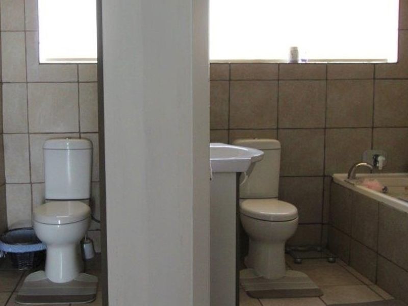 House For Sale in Modimolle Central - Photo 10