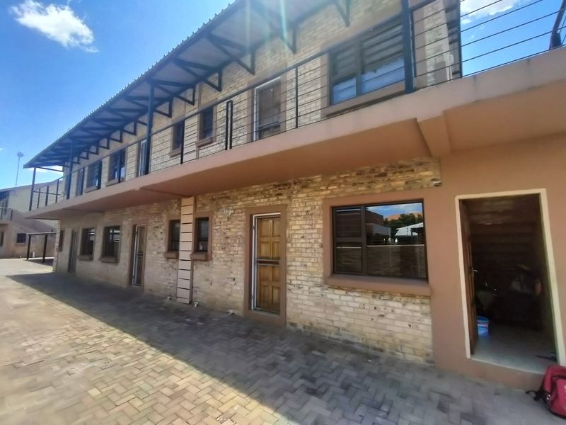 Apartment For Sale in Die Bult - Photo 2