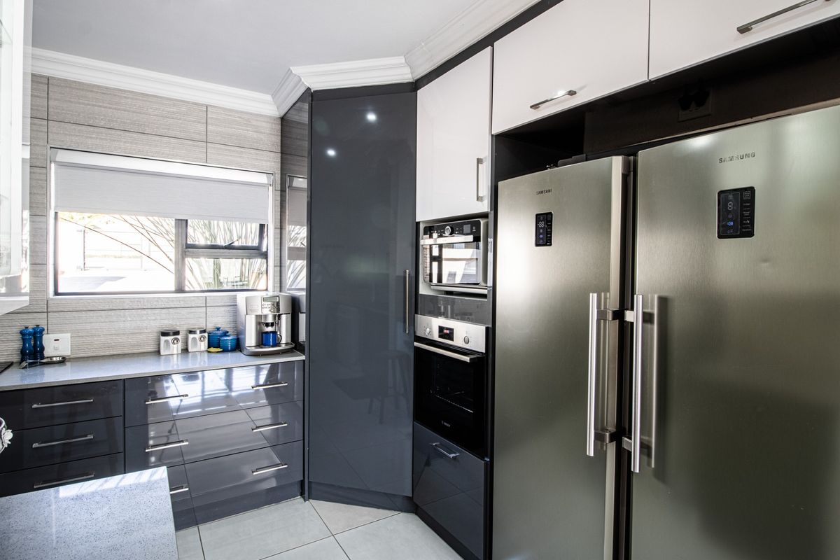 House For Sale in Magalieskruin - Photo 5