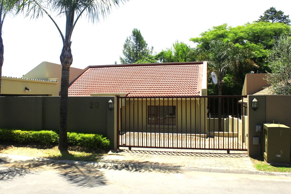 House To Rent in North Riding - Photo 2