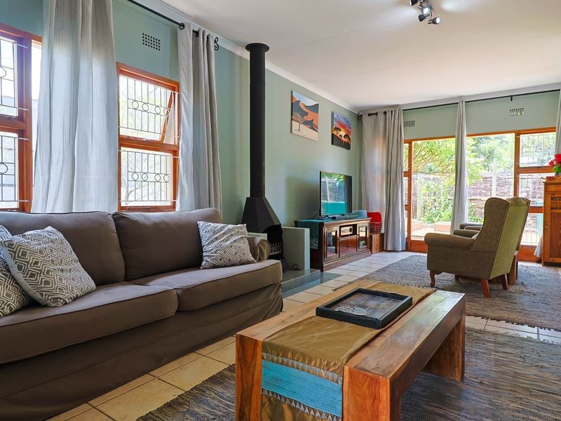 House For Sale in Montagu Central - Photo 4