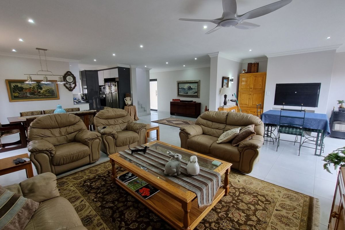 House For Sale in Magalieskruin - Photo 3