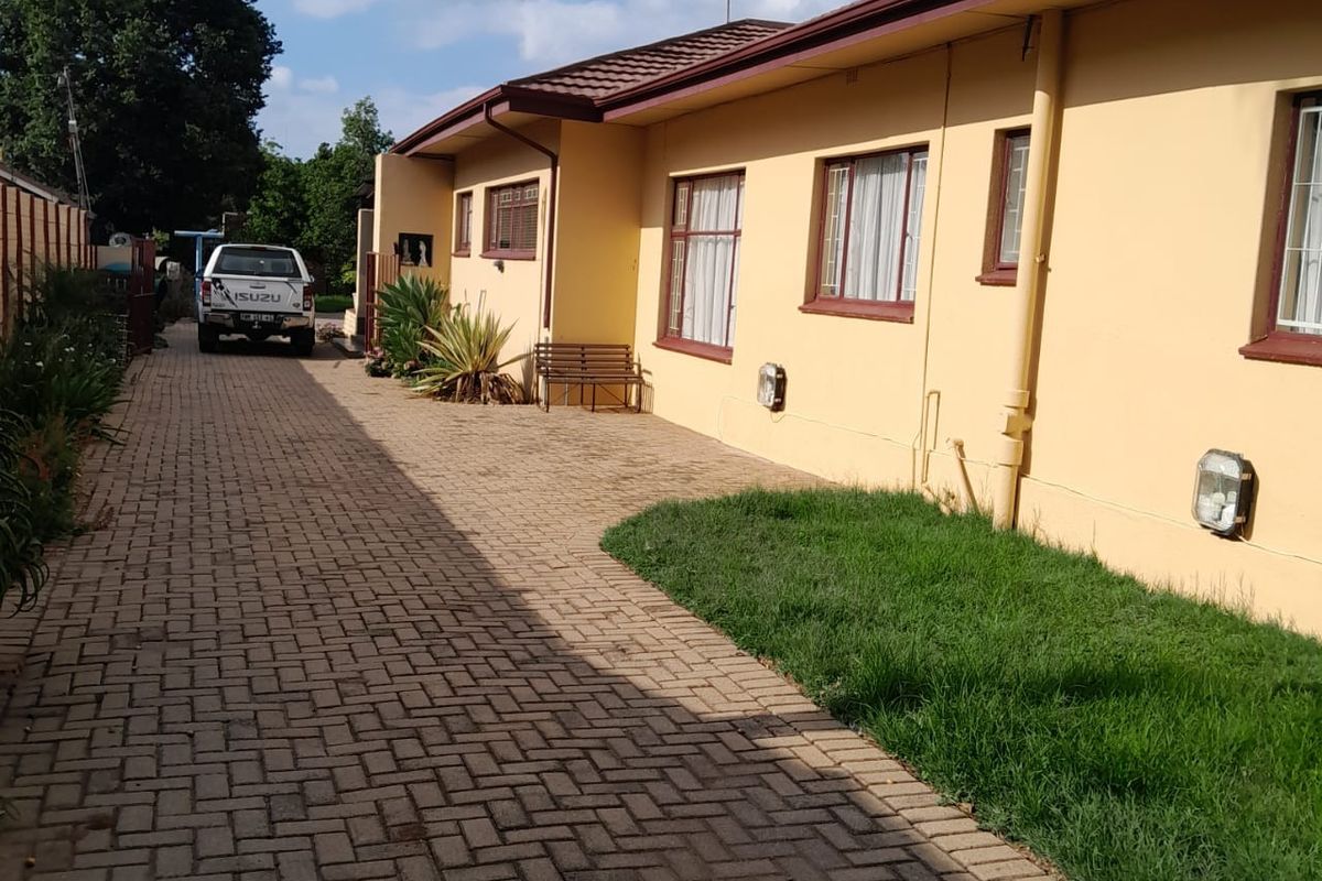 House For Sale in Polokwane Central - Photo 2